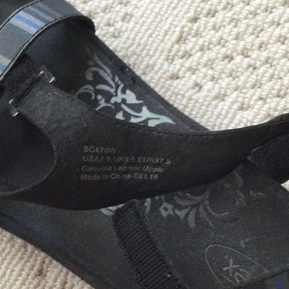 EUC aetrex sandals - Picture 4 of 4